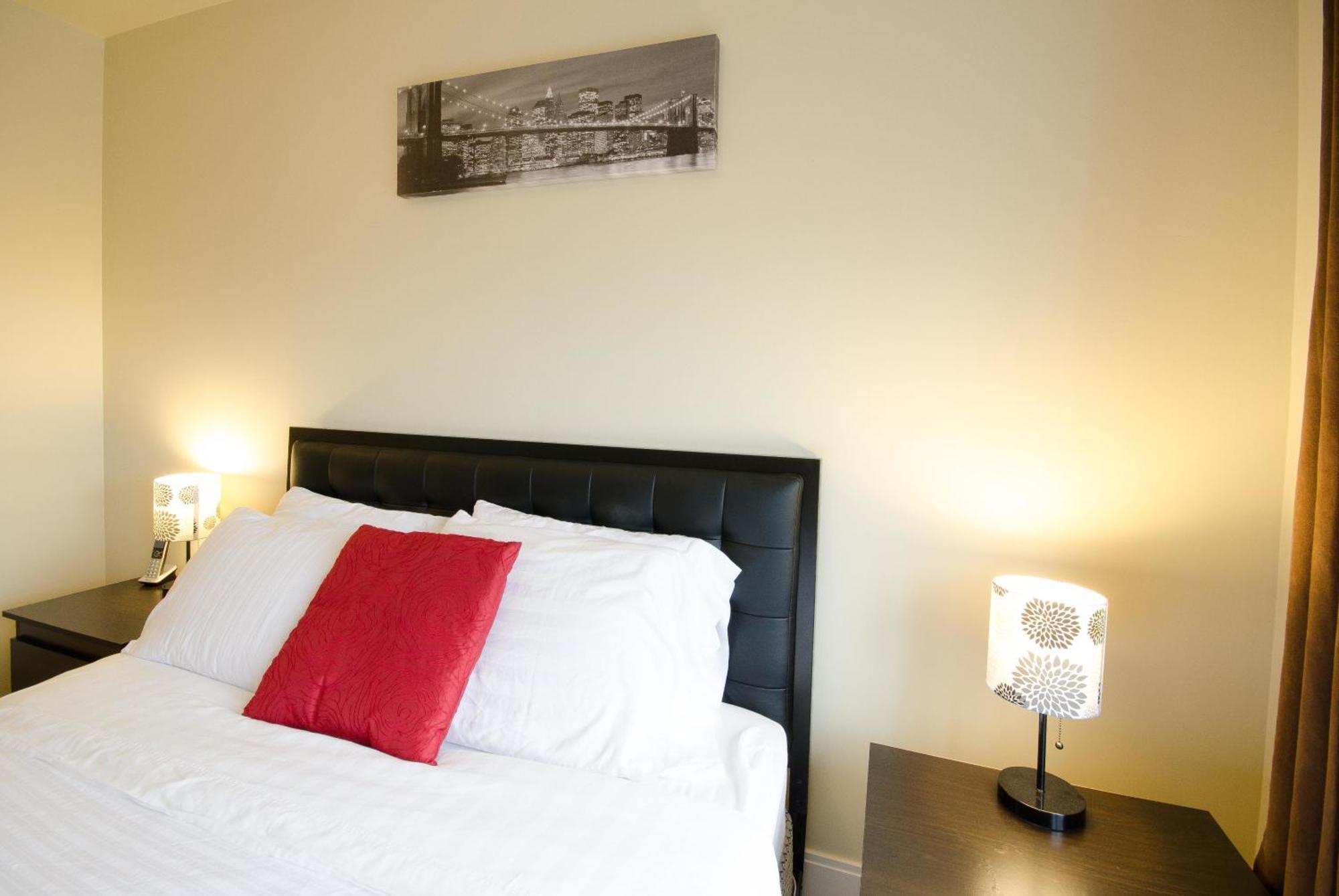 Royal Stays Furnished Apartments - Square One Mississauga Cameră foto